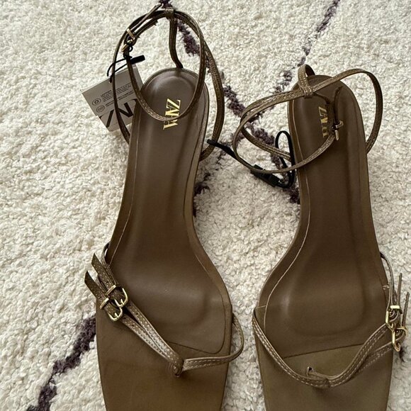 Zara Women's Khaki and Green Sandals - Picture 5 of 7